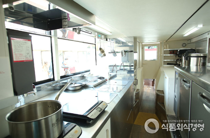 사진출처= willer travel restaurant bus