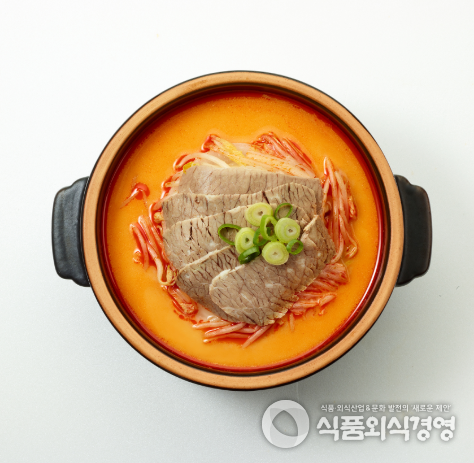 매콤함을 시각적으로 강조한 본설의 '홍설' 사진출처=본설