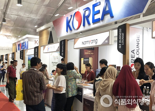 한국관내 부스 전경 및 부스사진 / 사진제공=aT