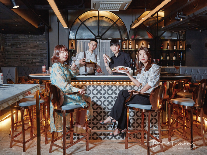 조은희 이사, 조은영 대표, 배운오 바텐더, 박준영 바텐더
