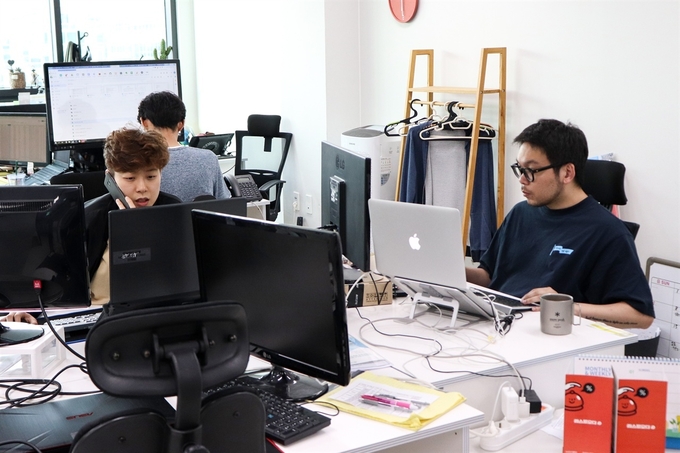  라스트오더에서 일하고 있는 직원들의 모습 / 사진제공=라스트오더