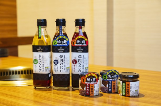 김명숙 대표가 개발한 수제양념과 드레싱사진=味な焼肉 南大門