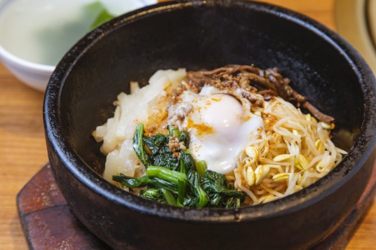 돌솥비빔밥/사진=味な焼肉 南大門