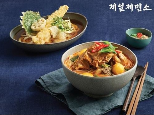 사진=제일제면소 '감자탕 칼국수'