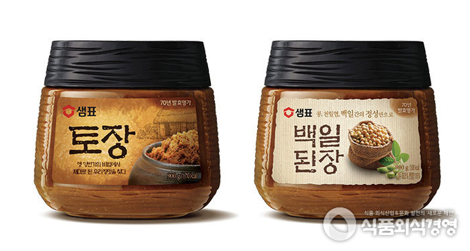 샘표의 프리미엄 된장 토장과 백일된장 / 사진=샘표