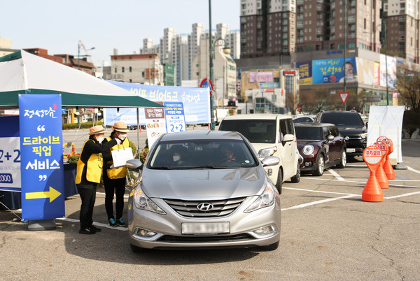 갈비탕 드라이브 스루 최초 도입 / 사진제공= 정성담 