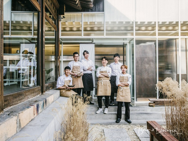 윤찬희 요리사, 김성민 요리사, 김예성 사원, 이상훈 오너 셰프, 이동열 사원, 정승운 요리사