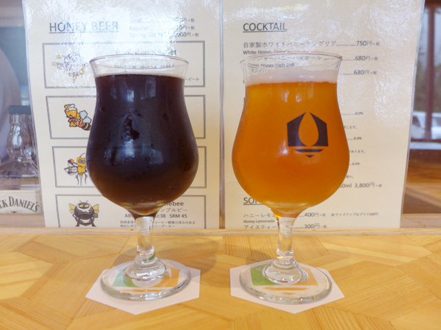 수제맥주 블랙 범블비(좌), 붐2(우)/사진=‘허니콤&홉웍스'