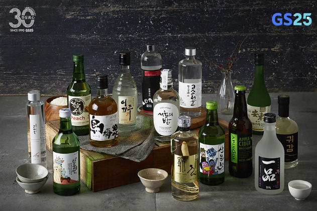 사진=안동소주, 문배주, 전주 이강주, 한산소곡주 등 식품명인이 빚은 술부터 서울의 밤, 만월, 아이엠더문 등 젊은층에게 인기 있는 술까지 100여가지에 달한다.