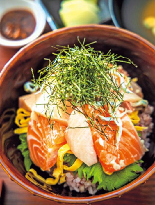 사진=茶と糀, 月明り
