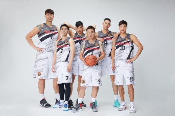 지구방위대FC / 사진제공=맘스터치