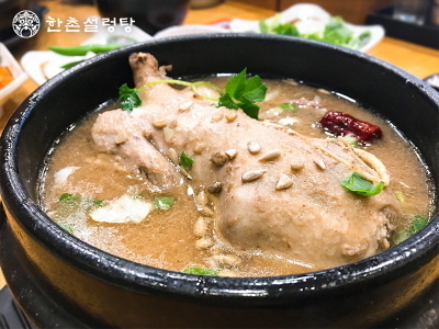 한촌설렁탕의 삼계설렁탕 / 사진제공=한촌설렁탕