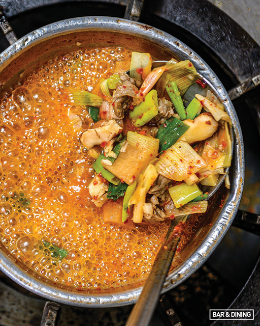 국물이 시원한 갈빗살 찌개.