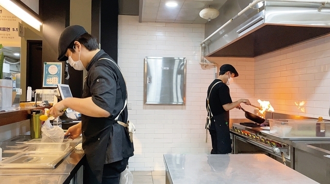 오뚜기가 높은 폐업률로 인한 예비 창업자들의 고민을 덜어주고자 ‘위너셰프(Winner Chef)’ 사업에 대한 후원을 이어가고 있다 / 자료제공=오뚜기