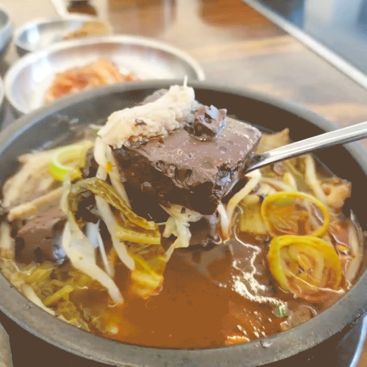 대표메뉴 '선지양평해장국'