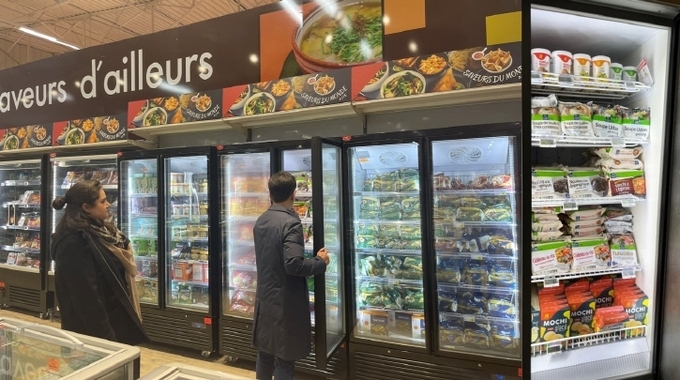 프랑스 '까르프 콜레지앙' 점(Carrefour Collégien)에 진열된 면사랑 냉동간편식 / 사진제공=면사랑