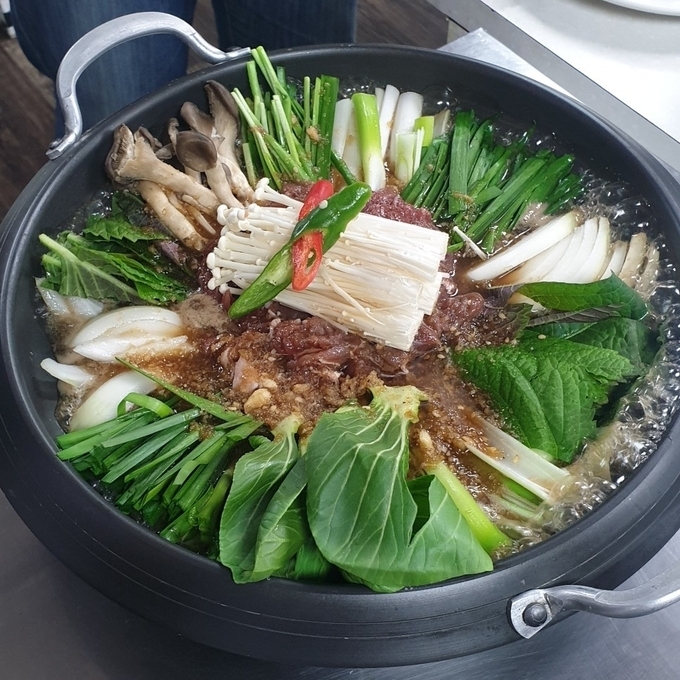 흑염소불고기
