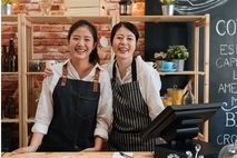 '민생회복 소비쿠폰' 지급 이후 음식점·마트·의류·잡화 중심으로 매출 크게 증가