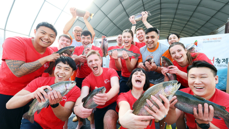 평창송어축제, 20주년 맞아 다채로운 프로그램으로 돌아온다