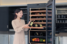 삼성전자 ‘인피니트 AI 와인 냉장고’ 출시