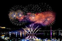 10주년 맞은 ‘2025 여수밤바다 불꽃축제’ 11월 8일 개최