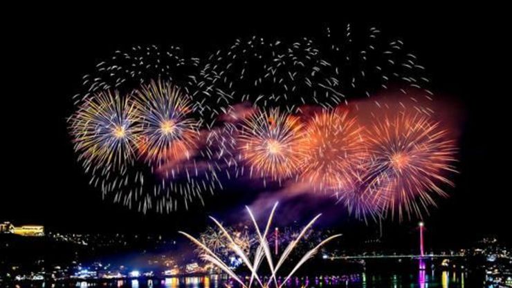 10주년 맞은 ‘2025 여수밤바다 불꽃축제’ 11월 8일 개최