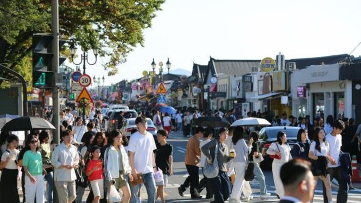 APEC 이후 경주 ‘관광특수’… 외지인 방문객 23↑, 외국인 35 급증