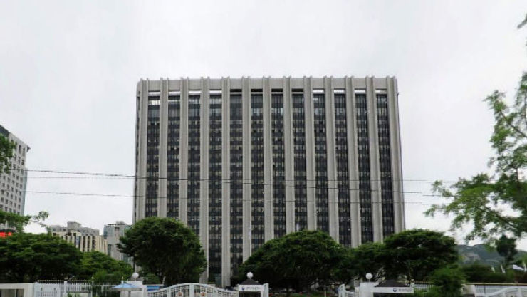 금융위원회, 소상공인의 성장과 경쟁력 강화를 적극 지원합니다.