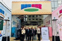 [이런맛남] 서울 성수동 사로잡은 ‘진도 곱창김’… 3일간 6천 명 몰려