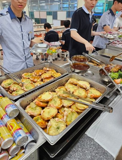 경북도, 영양만점 맛있는 붉은대게살요리! 급식메뉴에 선보이다!