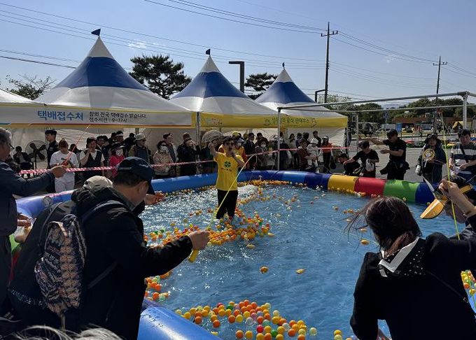 성주참외&생명문화축제 인기체험 ‘참외낚시’ 하러 오세요~